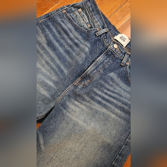 URBAN OUTFITTERS BDG COWBOY  JEANS - Picture 2 of 5